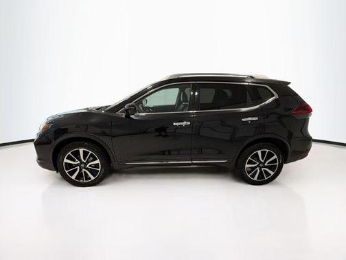 Magnetic Black Pearl 2019 Nissan Rogue SL