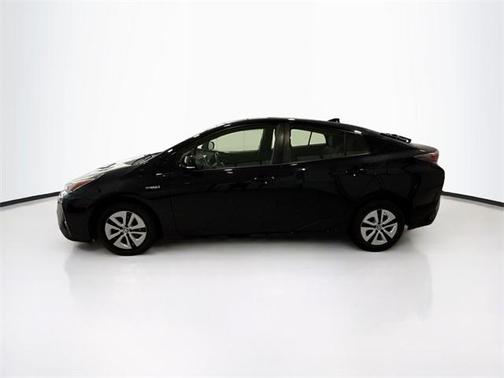 2016 Toyota Prius Three