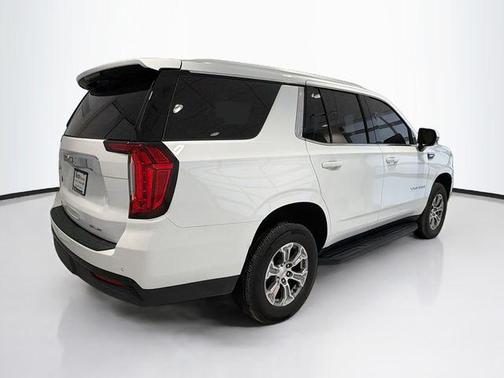 2023 GMC Yukon SLE