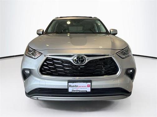 2024 Toyota Highlander Platinum