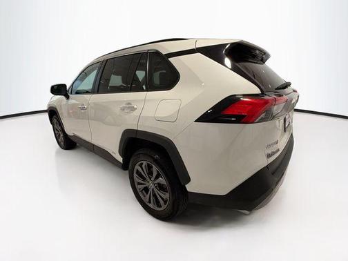 Blizzard Pearl 2022 Toyota RAV4 Hybrid Limited