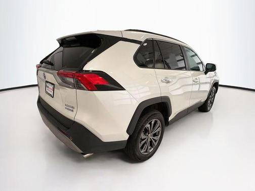 Blizzard Pearl 2022 Toyota RAV4 Hybrid Limited