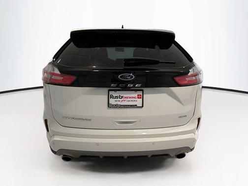 Star White Metallic Tri-Coat 2024 Ford Edge Titanium
