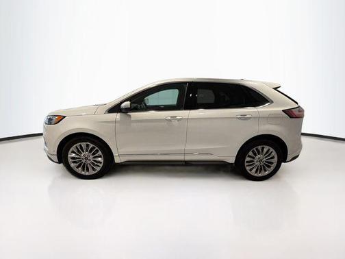 Star White Metallic Tri-Coat 2024 Ford Edge Titanium