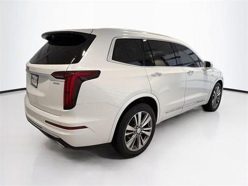 2020 Cadillac XT6 Premium Luxury FWD
