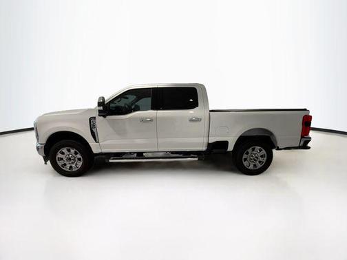 White Metallic 2025 Ford F-350 Lariat