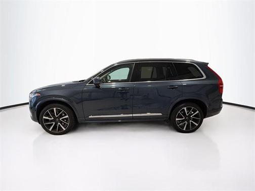 2024 Volvo XC90 B5 Plus Bright Theme
