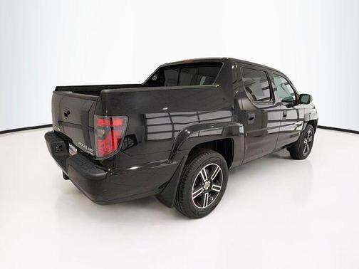 Crystal Black Pearl 2013 Honda Ridgeline Sport