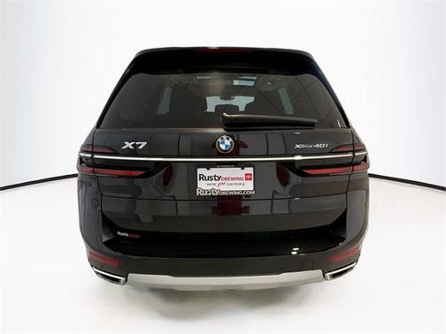 2025 BMW X7 xDrive40i