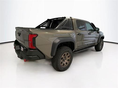 2025 Toyota Tacoma Hybrid Trailhunter