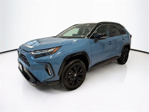2023 Toyota RAV4 Hybrid SE