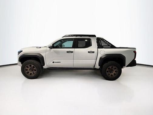 Ice 2026 Toyota Tacoma Hybrid Trailhunter