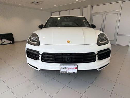 White 2023 Porsche Cayenne Platinum Edition