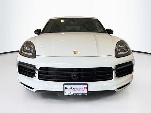 White 2023 Porsche Cayenne Platinum Edition