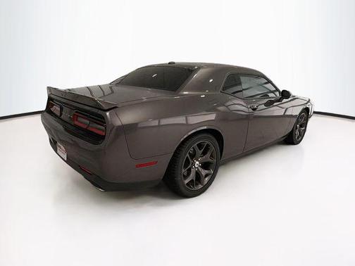 Granite Pearlcoat 2019 Dodge Challenger R/T
