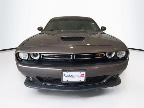 Granite Pearlcoat 2019 Dodge Challenger R/T