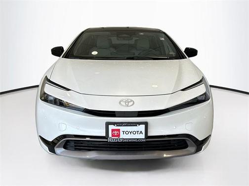 2024 Toyota Prius XLE