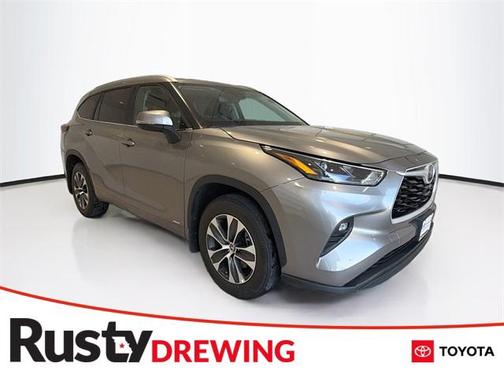 2025 Toyota Highlander Hybrid XLE