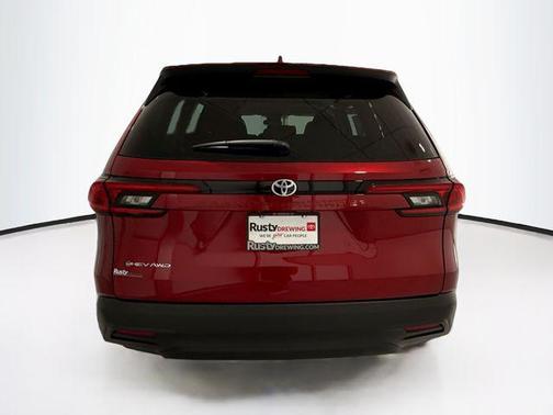 Pearl 2025 Toyota Highlander Hybrid LE