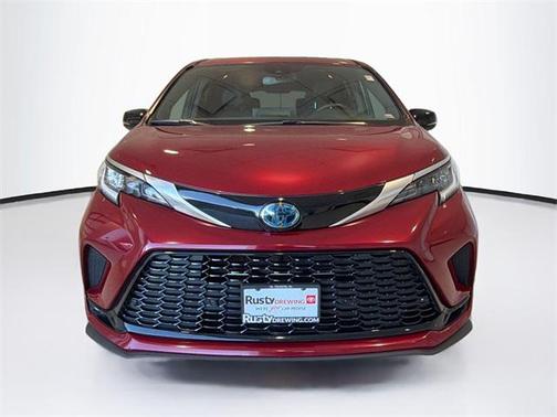 2024 Toyota Sienna XSE 7 Passenger