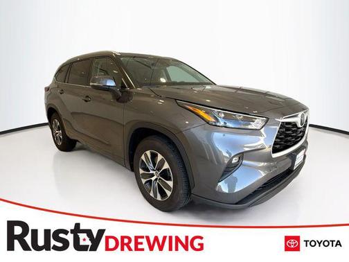 2025 Toyota Highlander XLE