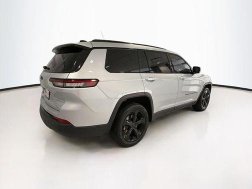 Silver Zynith 2021 Jeep Grand Cherokee L Altitude