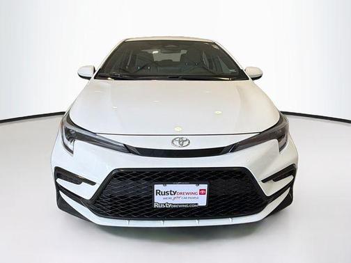 Ice 2025 Toyota Corolla SE