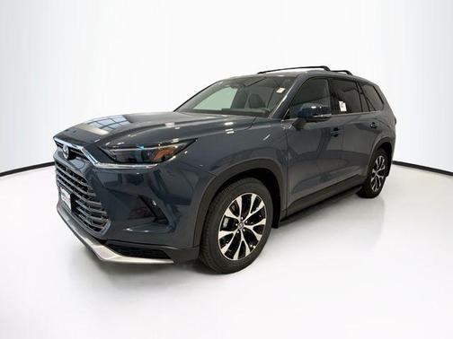 Cloud 2026 Toyota Grand Highlander Hybrid Limited MAX