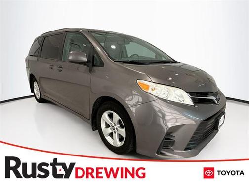 2020 Toyota Sienna LE