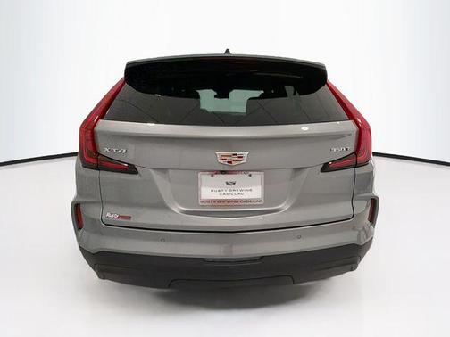Argent Silver Metallic 2024 Cadillac XT4 Luxury