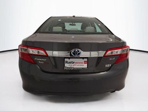 Magnetic Gray Metallic 2014 Toyota Camry Hybrid XLE