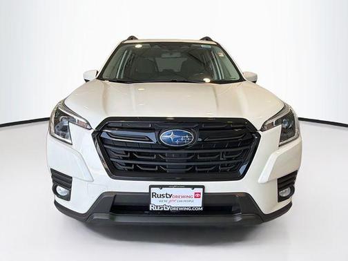 Crystal White Pearl 2023 Subaru Forester Premium