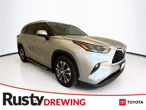 2023 Toyota Highlander Hybrid XLE