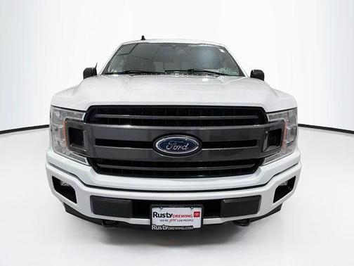 Oxford White 2019 Ford F-150 XLT