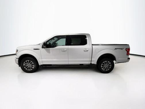 Oxford White 2019 Ford F-150 XLT