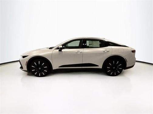 2024 Toyota Crown Platinum