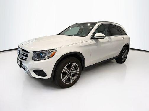 Polar White 2018 Mercedes-Benz GLC 300 4MATIC
