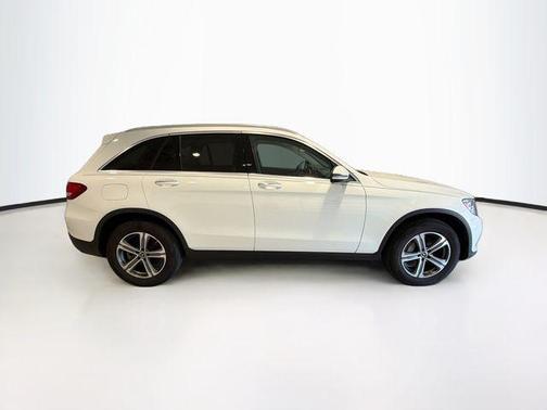 Polar White 2018 Mercedes-Benz GLC 300 4MATIC