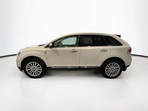 Champagne 2012 Lincoln MKX Base