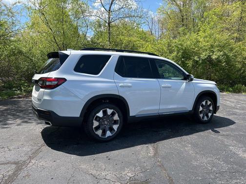 Platinum 2026 Honda Pilot Elite