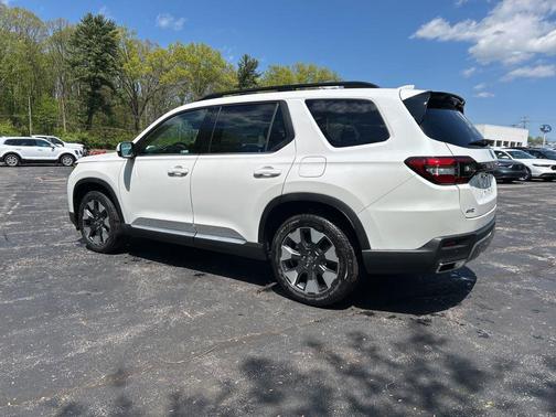 Platinum 2026 Honda Pilot Elite