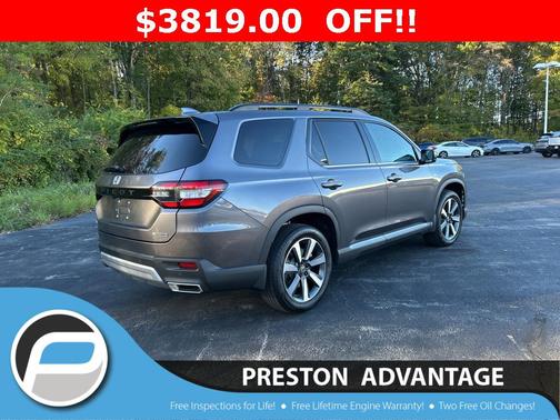 2025 Honda Pilot Touring 8-Passenger