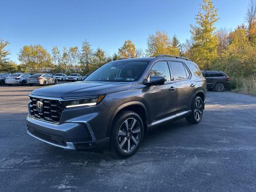 2025 Honda Pilot Touring 8-Passenger