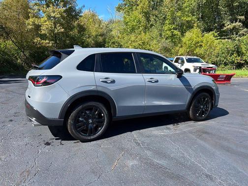 Urban Gray 2027 Honda HR-V Sport AWD