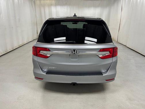 Lunar Silver Metallic 2019 Honda Odyssey EX-L