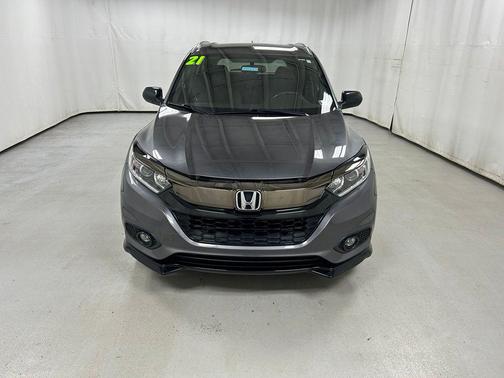 Modern Steel Metallic 2021 Honda HR-V AWD Sport