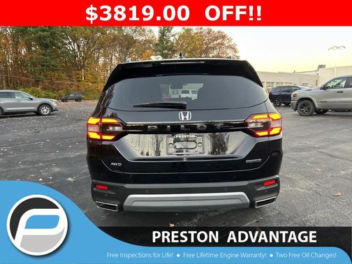 2025 Honda Pilot Touring 8-Passenger