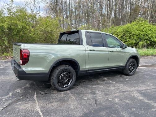 Green Metallic 2026 Honda Ridgeline TrailSport+