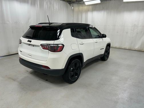 White Clearcoat 2021 Jeep Compass Latitude