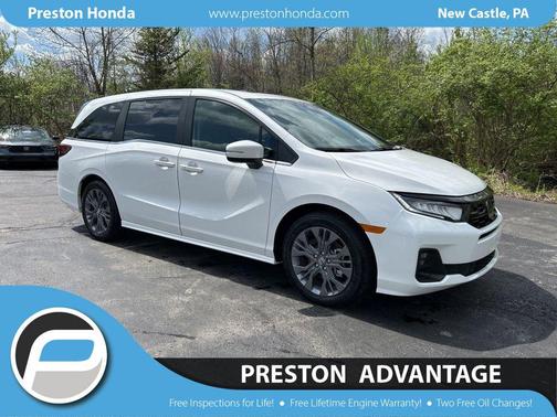 Platinum White Pearl 2026 Honda Odyssey Touring
